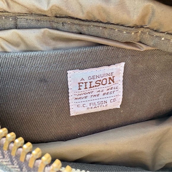 Filson rugged twill travel kit - Picture 7 of 10
